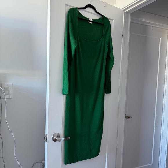 H&M emerald green square-neck long-sleeve bodycon midi dress - size XL - Picture 5 of 5